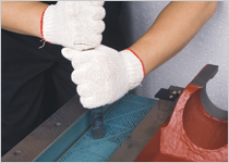 精湛的鏟花技術(shù)，滑道接觸承受面經(jīng)過(guò)精雕細(xì)琢，精度越持久。